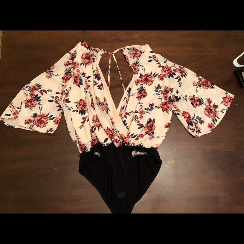 Charlotte Russe Floral Caged Back Bodysuit Sz XL